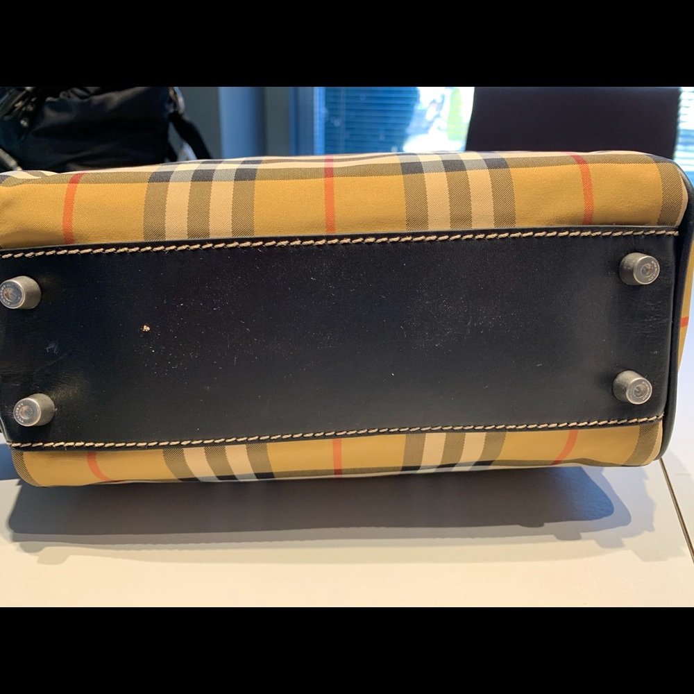 🛑SOLD🛑 NEW 🔥 Burberry Washbag  Toiletry Bag - Picture 4 of 7
